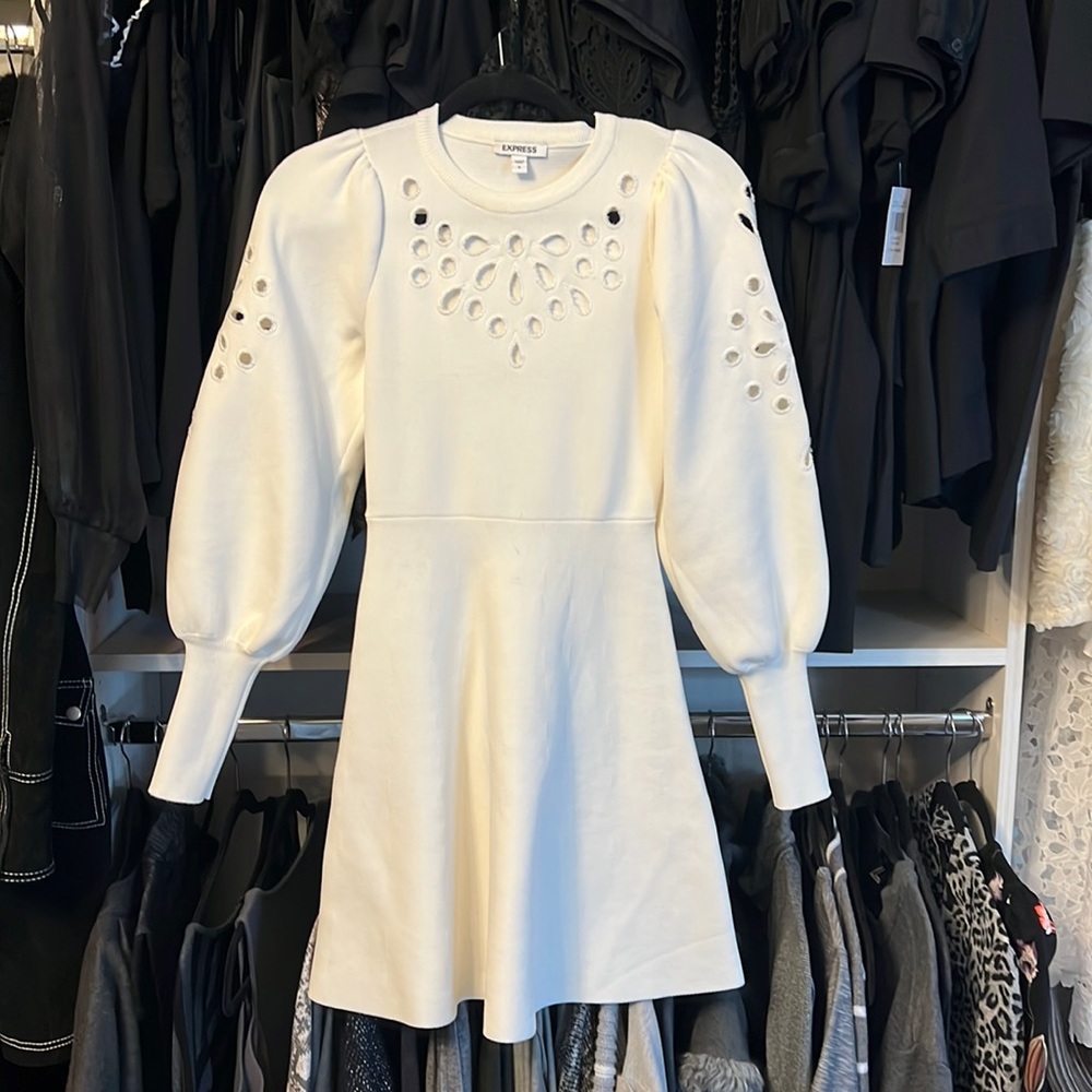 White Long sleeve Dress